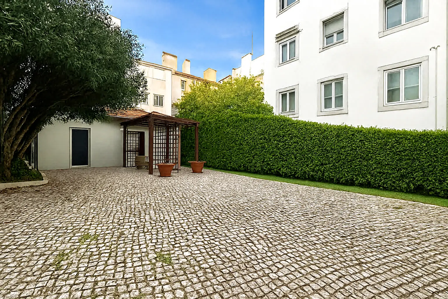 Jardim da Propriedade - Rua dos Mouros, 41, Lisboa