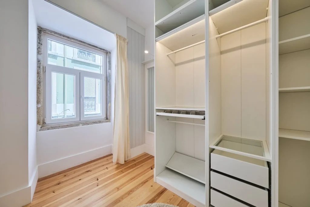 Comfortable guests house room property for sale in Lisbon