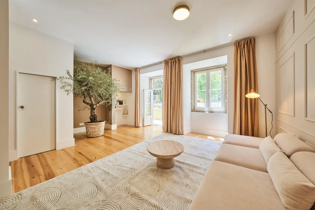 Lisbon Property apartment for sale with Living room